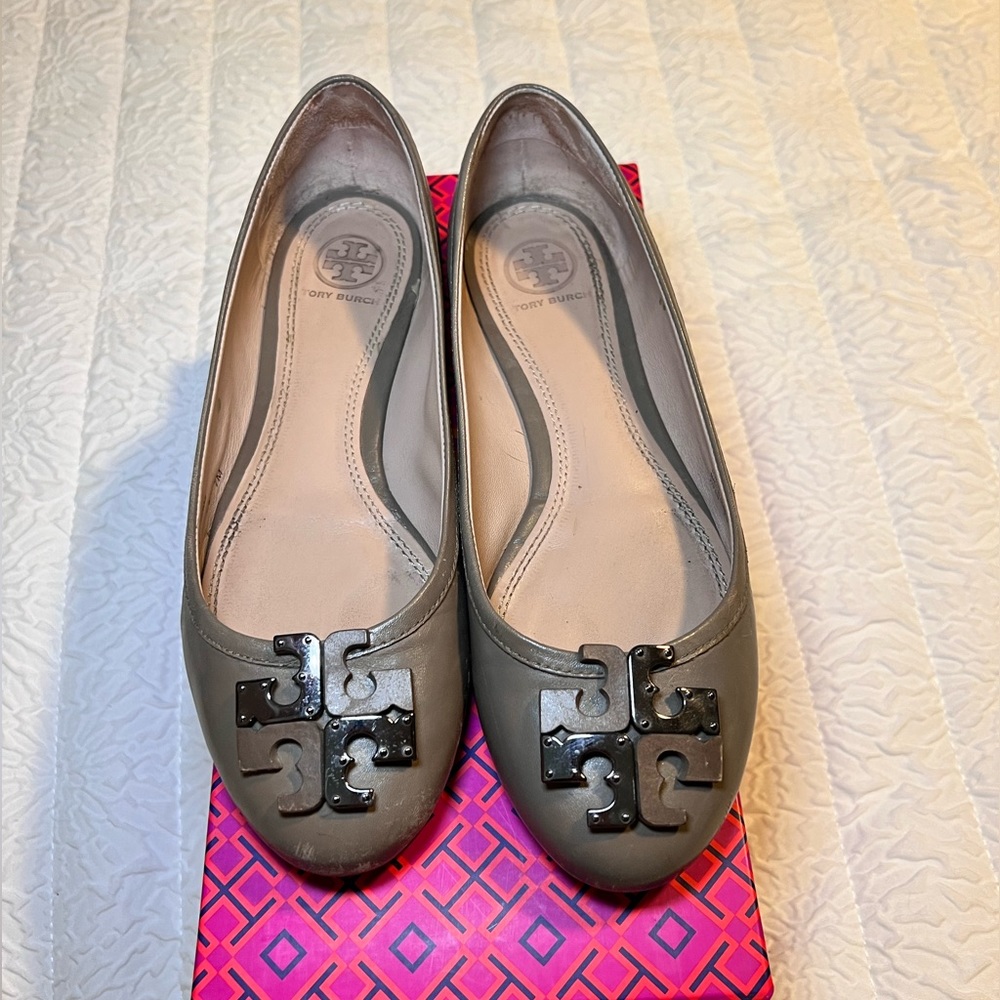 Tory Burch Lowell Flat North Leather